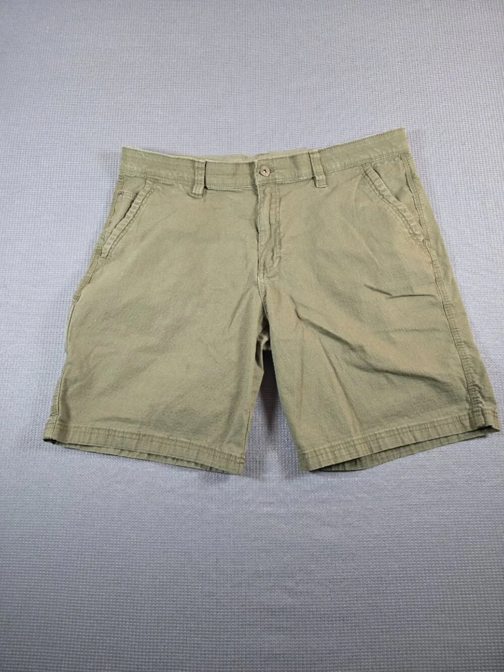 Weatherproof Cargo Shorts Mens Size 36 Alpine Olive 6-Pocket